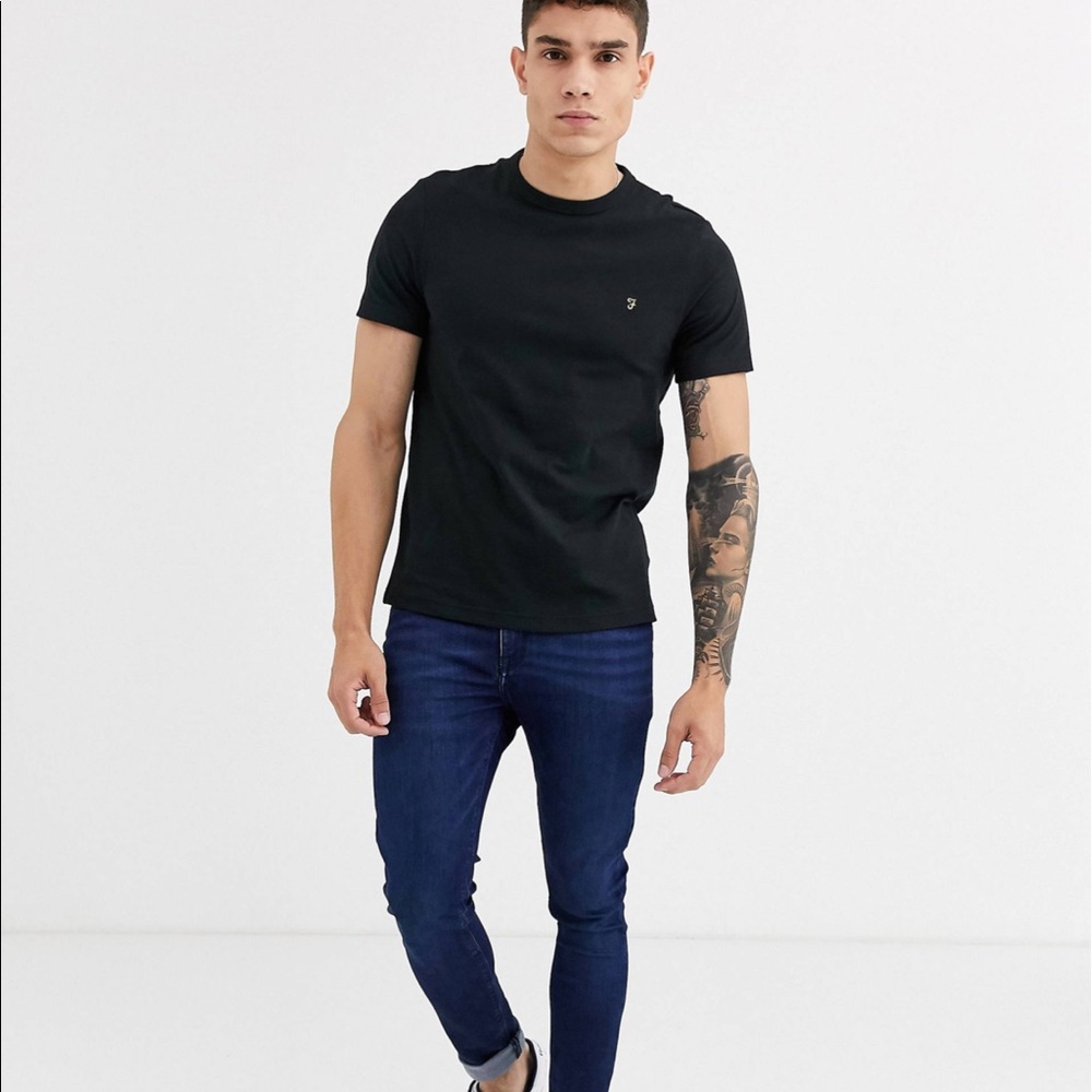 Farah Dennis logo t-shirt in black
